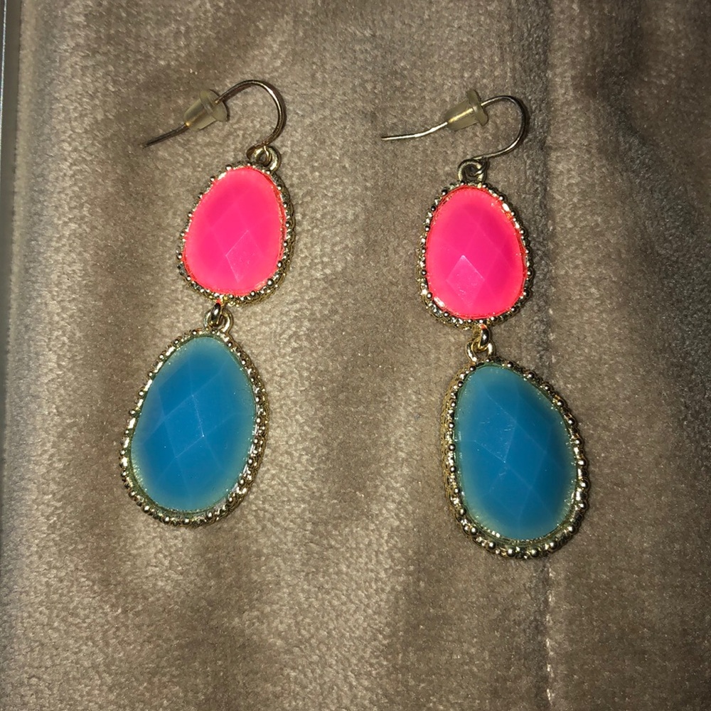 Dangly earnings
